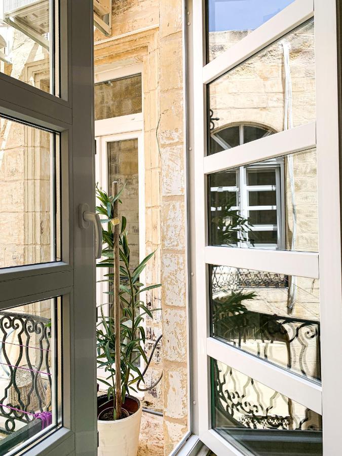 Auberge de jeunesse L'Artist Casa Micallef à La Valette Extérieur photo